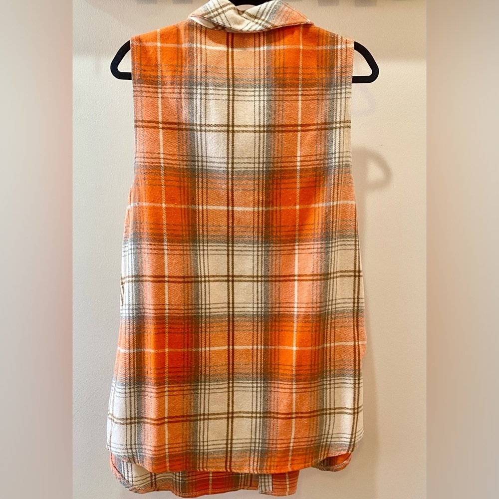 SHEIN Curve Orange Plaid Top 1X - Picture 3 of 6